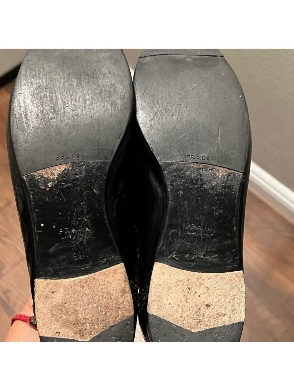 prada vintage black patent leather loafers. Size 39 - Picture 7 of 11